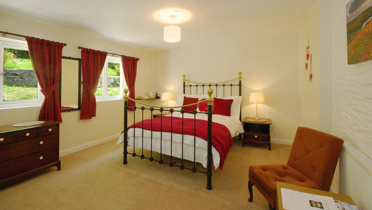 Natal House Bed & Breakfast Polperro Exterior photo